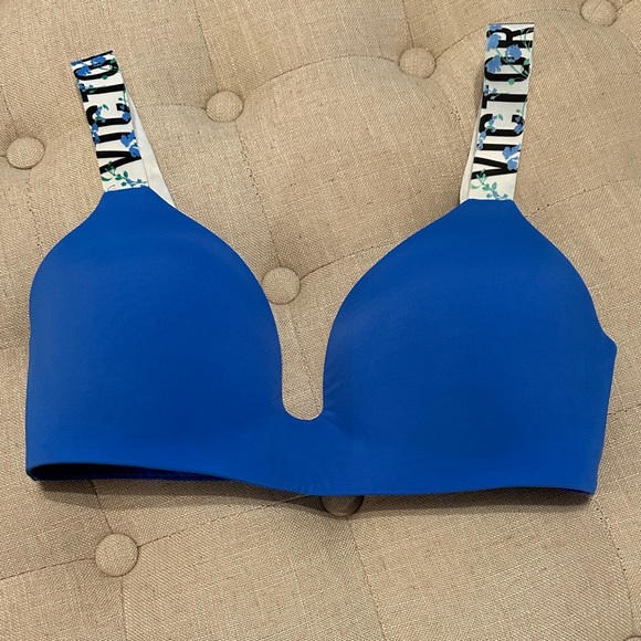Victoria's Secret Other - Victoria's Secret Bold Blue Wireless Bra with Logo‎ Straps 32D
